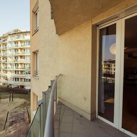 Apartment Bright And Homey Ac Near The Center Budapest